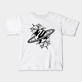 Saturn Planet Flowers Kids T-Shirt